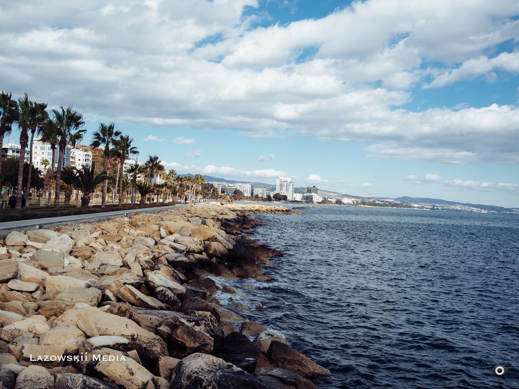 Sea Front & City Center, Amazing Sea View Limassol Zewnętrze zdjęcie